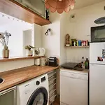 Cosy Apartment For 4 With Terrace